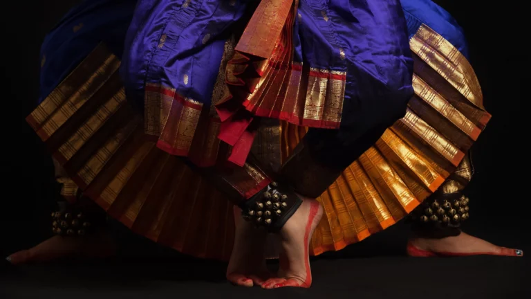 Bharatnatyam-AdobeStock_154372830-3200x1800-f50_50
